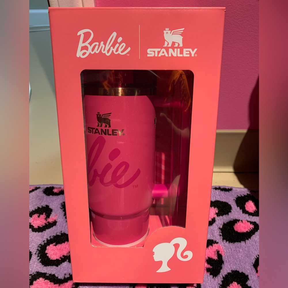 Stanley x Barbie 30 ounce tumbler NIB with Barbie socks